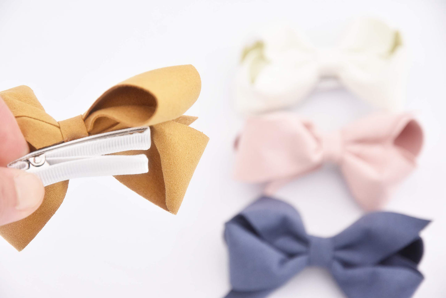 California Tot Set Of 4 Faux Suede 3D Bow Clips For Toddlers, Girls (3D Set Of 4)