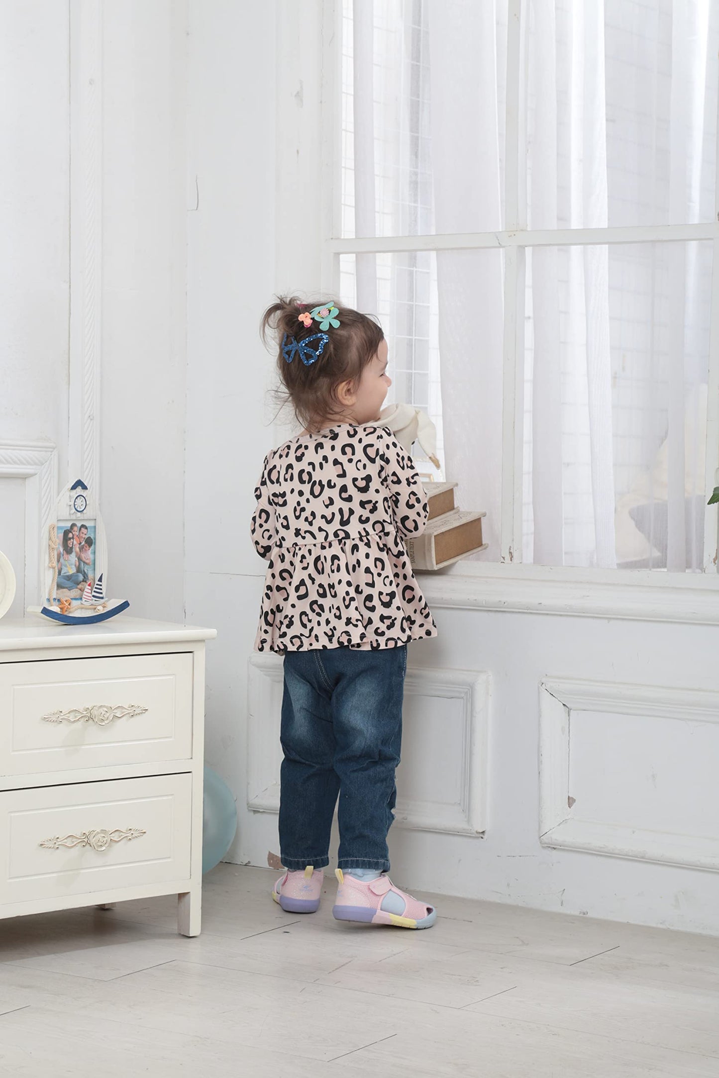 Xuanhao Infant Girl Clothes Cute Baby Girl Clothing Long Sleeve Leopard Tops Ripped Denim Jeans 2Pcs Baby Girl Fall Winter Cloth