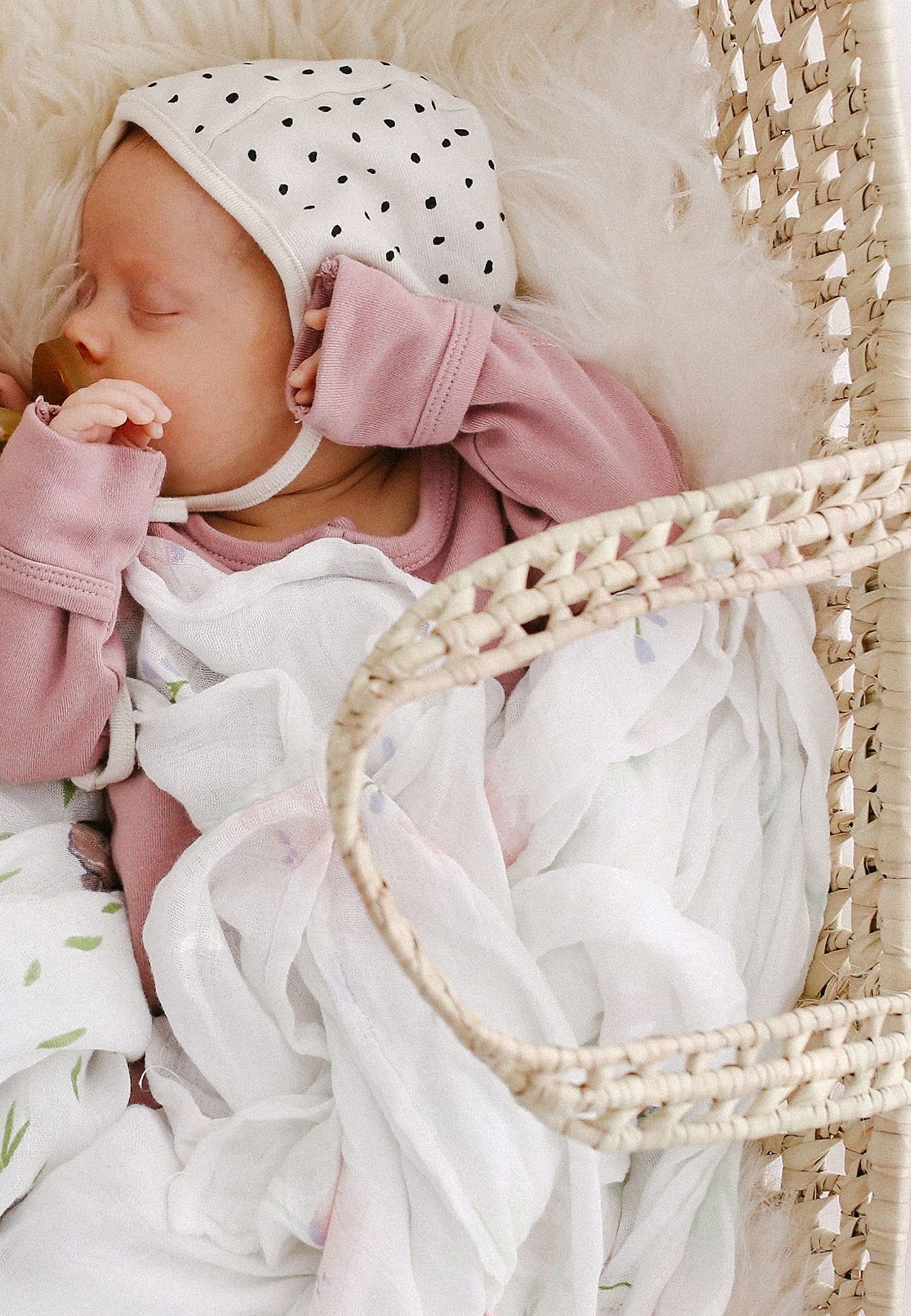 Little Unicorn Deluxe Swaddle | Single | 100% Rayon Muslin from Bamboo | Super Soft | Newborns and Infants | Large 47    x 47