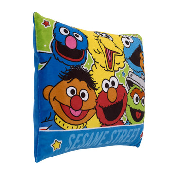 Sesame Street Come and Play Blue, Green, Red and Yellow, Elmo, Big Bird, Cookie Monster, Grover, Oscar The Grouch and Ernie Deco