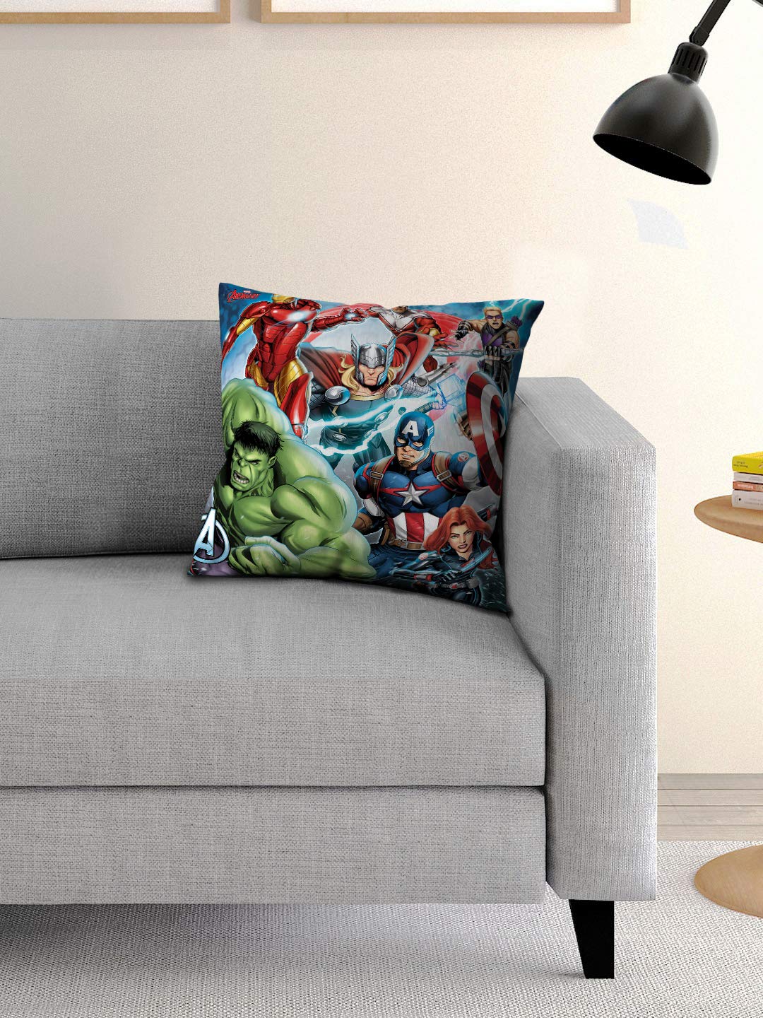 Athom Living Marvel Avengers Cushion Cover. Size 40x40cm or 16inches x 16inches. This Cushion Covers Come with a Zipper Closure.