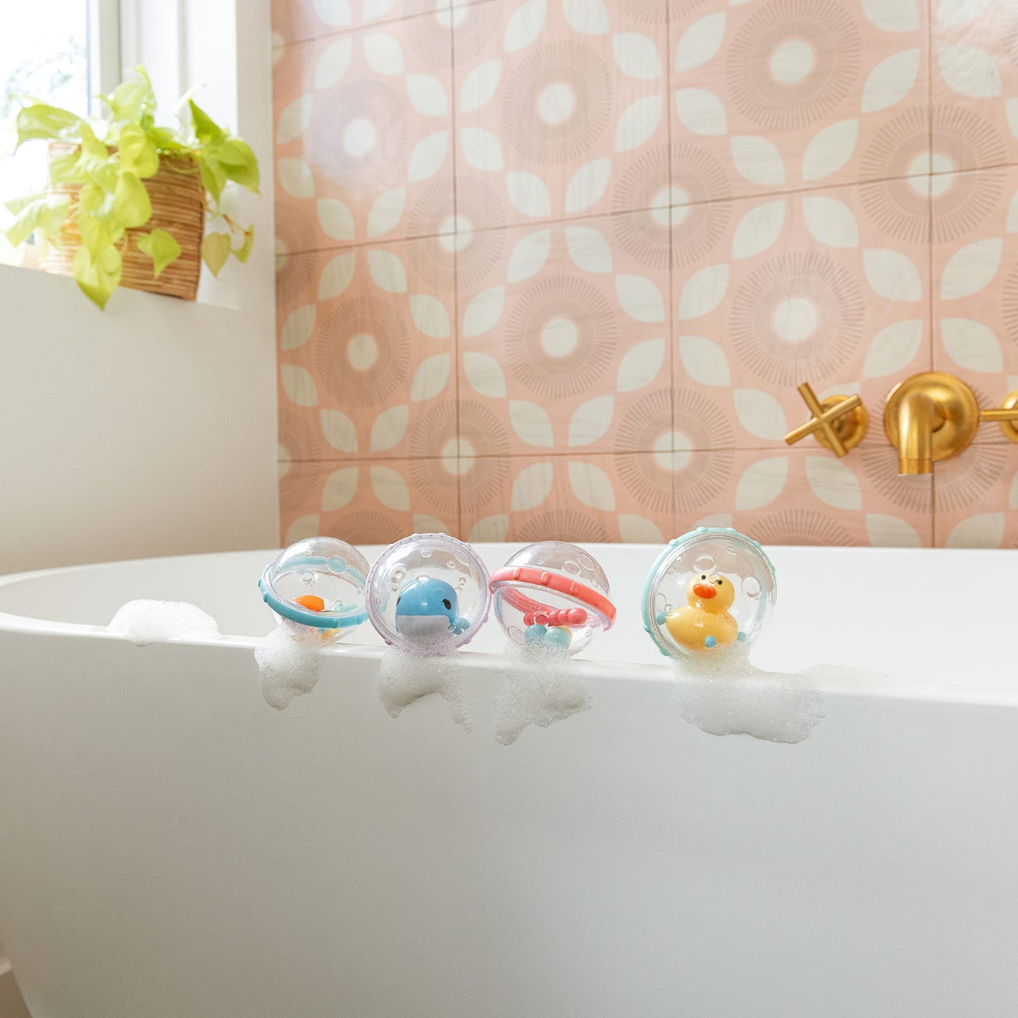 Munchkin Float & Play Bubbles Baby and Toddler Bath Toy, 4 Count