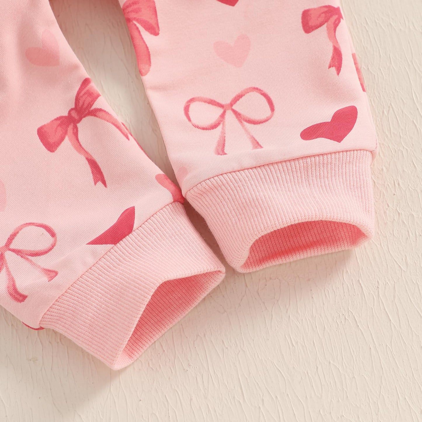 Fybitbo Toddler Baby Girl Valentines Outfit Heart Print Long Sleeve Ruffle Sweatshirt Pants Set 2Pcs Fall Winter Clothes (Heart