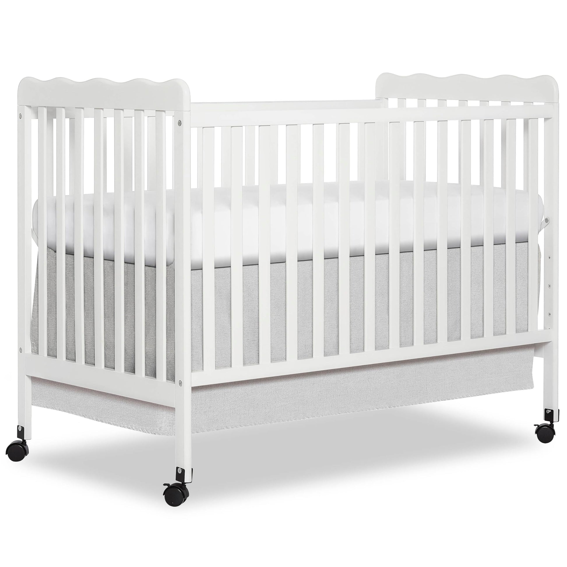 Dream On Me Carson Classic 3-in-1 Convertible Full-Size Baby Crib in White, GreenGuard Gold & JPMA, 4 Mattress Heights, Converts
