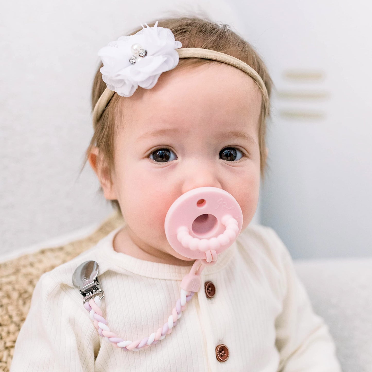 Ryan & Rose Cutie Clip Braiden Pacifier Clip - Braided Silicone (Dollhouse)