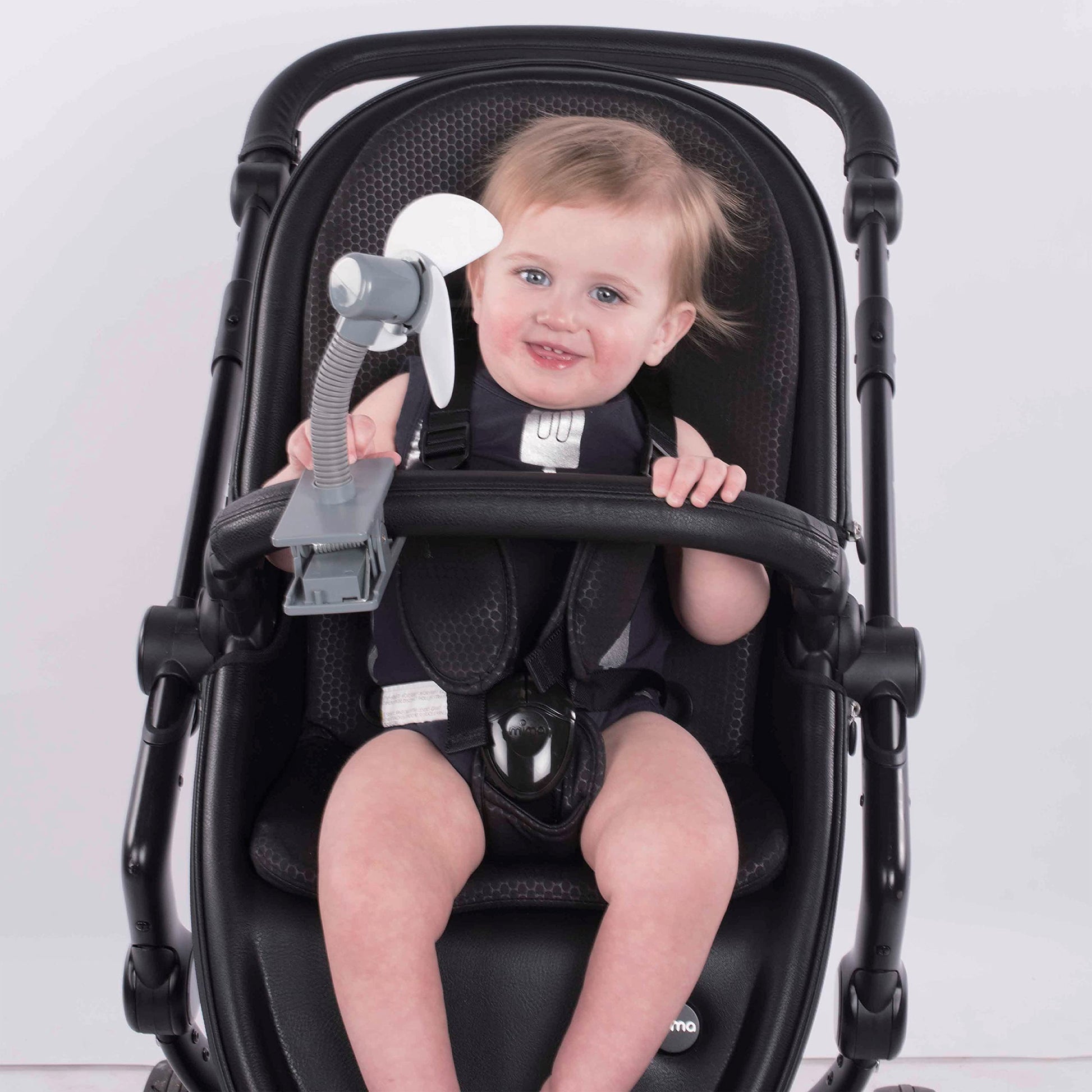 Good Gear Soft Fin Clip On Fan For Travel Stroller, Baby Crib & Car Seat - Black Star/White