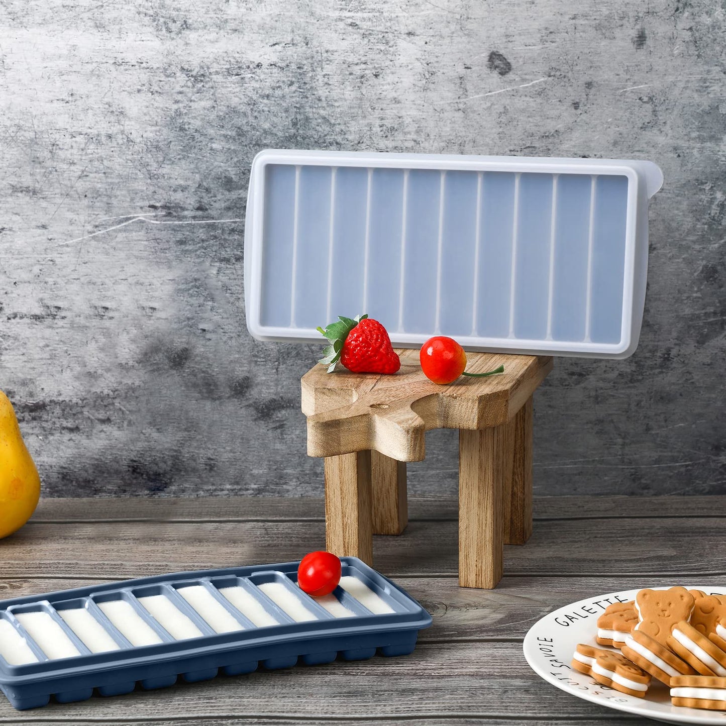 Eaasty 2 Pieces Breastmilk Storage Container Baby Food Milk Silicone Freezer Trays With Lid Breastmilk Freezer Tray Organizer Ic
