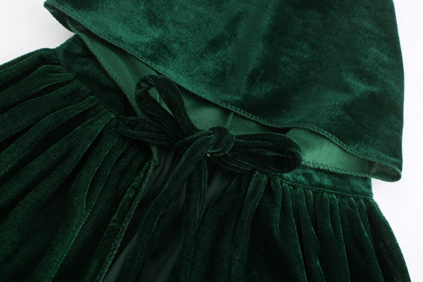 Knelor Kids Hooded Velvet Cloak Robe Halloween Cosutme Cape Fancy Cosplay Costumes 3 To 16 Years (S/Age 3-4, Green)