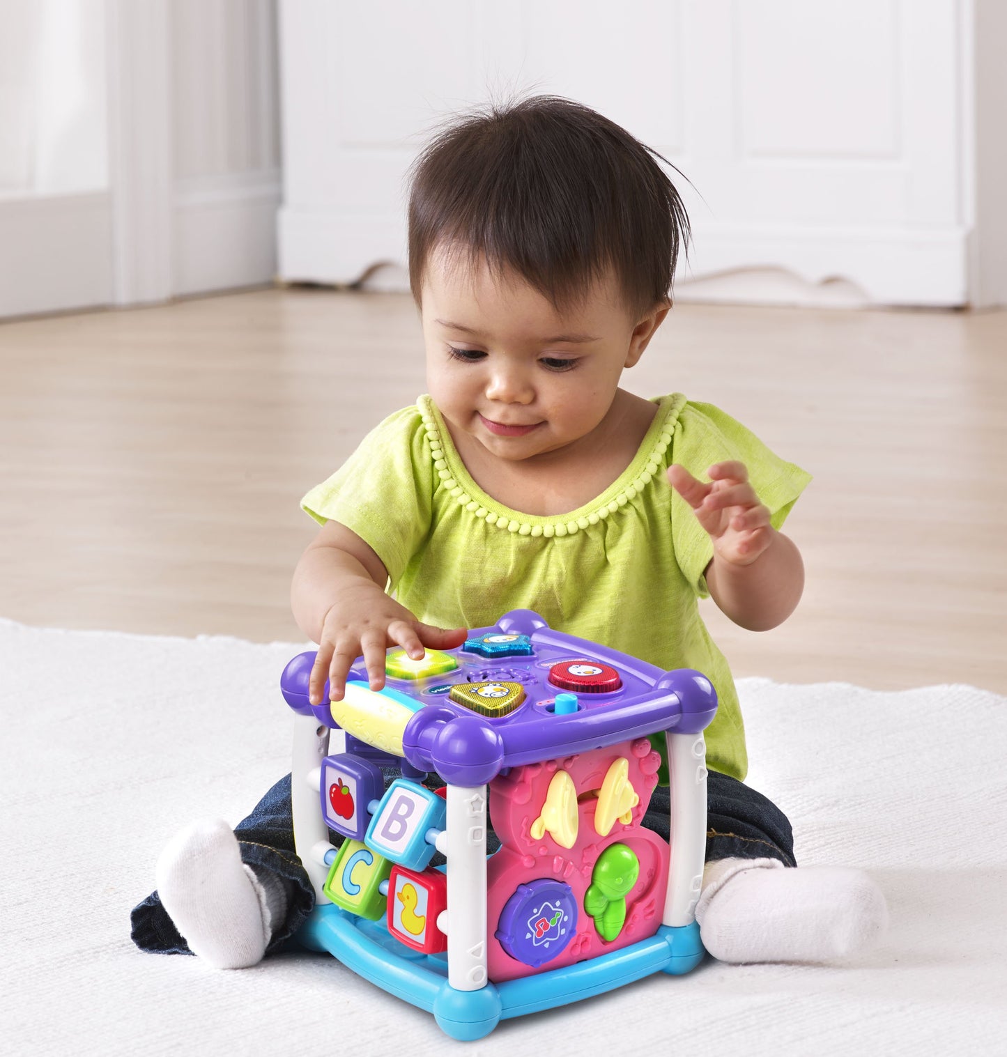 VTech Busy Learners Activity Cube, 5 sides of play, Purple