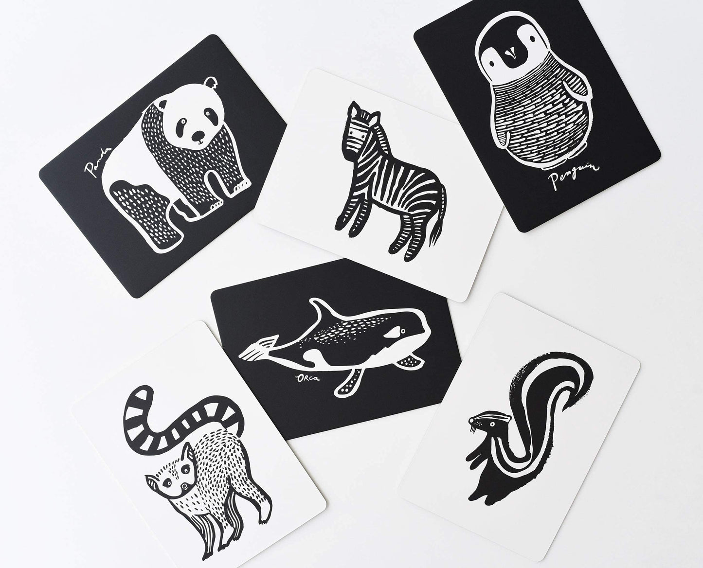 Wee Gallery Black and White Art Flash Cards for Babies, High Contrast Educational Animal Picture Cards, Baby Visual Stimulation,