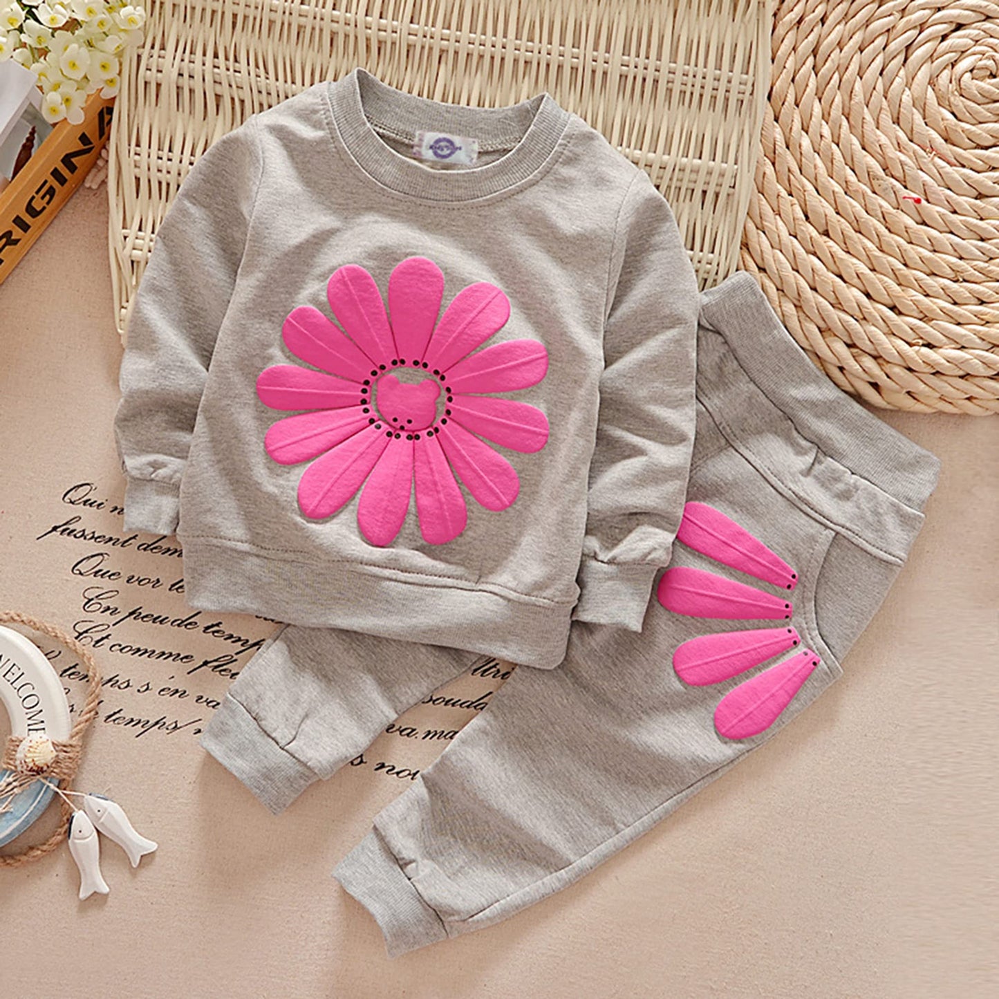 Toddler Baby Girls Sunflower Clothes Set Long Sleeve Top And Pants 2Pcs Outfits Fall Clothes (Grey,Age 3T)