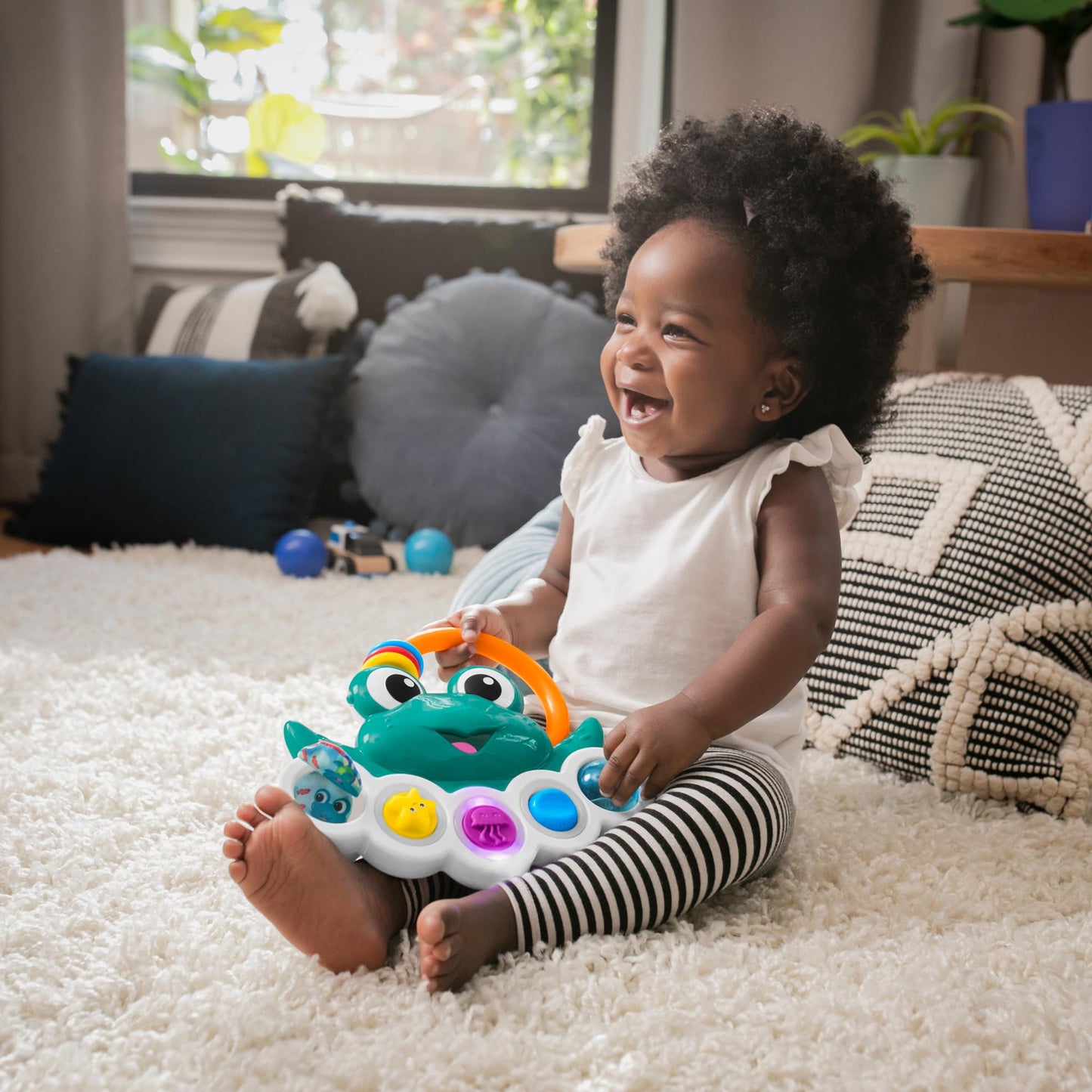 Baby Einstein Ocean Explorers Neptunes Busy Bubbles Sensory Activity Toy, with Interactive Lights and Music, Ages 3+ Months