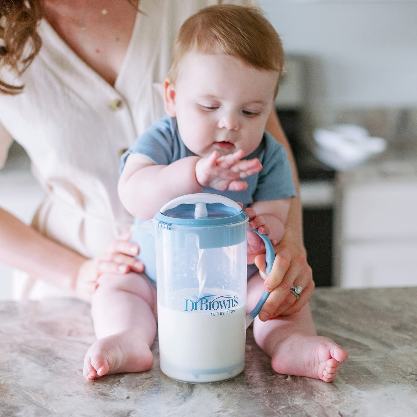 Dr. Brown'S Baby Formula Mixing Pitcher With Adjustable Stopper, Locking Lid, & No Drip Spout, 32Oz, Bpa Free, Blue