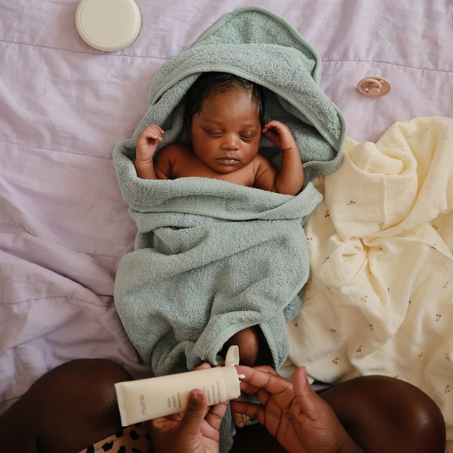Mushie Baby Hooded Towel | Organic Cotton (Sea Mist)
