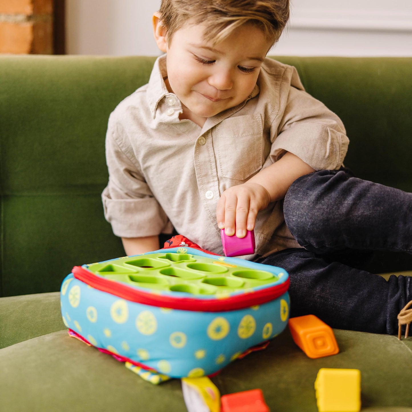 Melissa & Doug Ks Kids Take-Along Shape Sorter Baby Toy with 2-Sided Activity Bag and 9 Textured Shape Blocks Sensory Toys, Tra