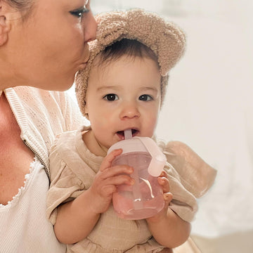 Moonkie Baby Straw Cup | Silicone Toddler Sippy Cup Training Cup With Straw Lid | Bpa-Free Drop-Proof Baby Cup | Baby Led Weanin