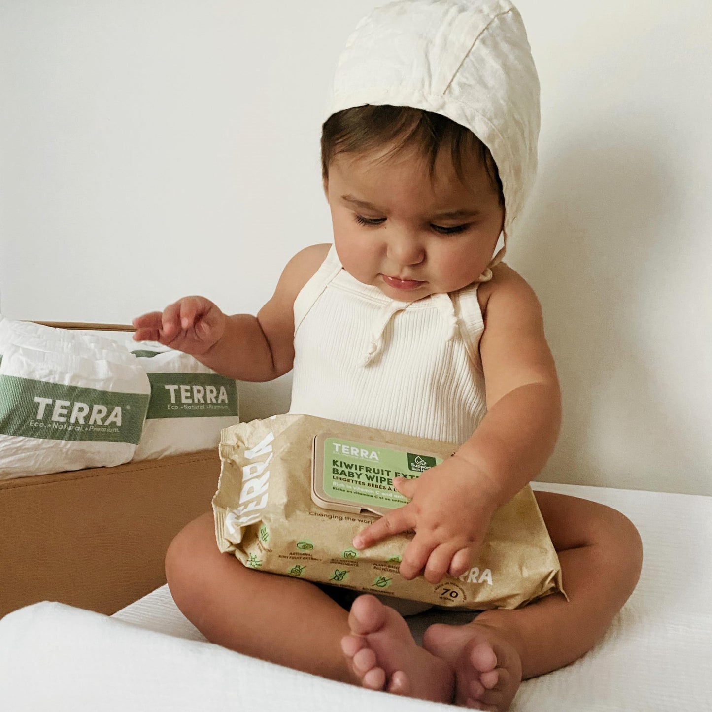 Terra Bamboo Baby Wipes: Kiwifruit Extract, 99.5% Pure New Zealand Water, 100% Biodegradable Bamboo Fiber, 0% Plastic, Unscented