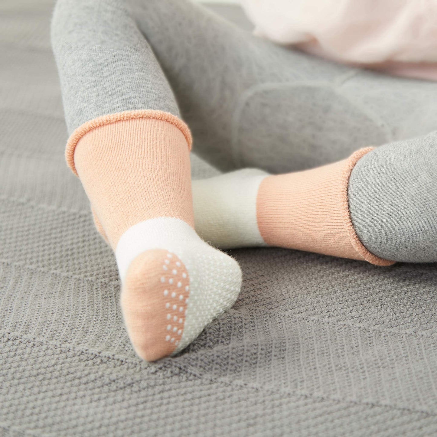 Vwu Baby Toddler Kids Ankle Crew Socks With Grips Unisex Warm Thick Cotton Winter Socks 3-12 Months,8 Color Multi