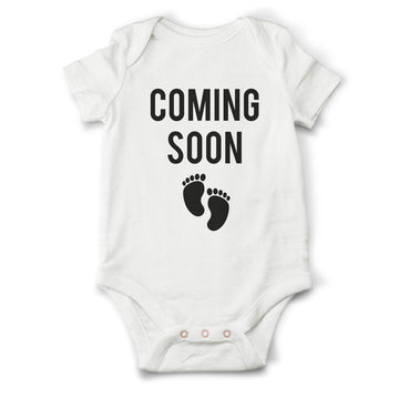 Bee! Pregnancy Announcement Gift: Contains A Baby Announcement Bodysuit, Greeting Card, Tissue Paper, All Neatly Packaged In A G
