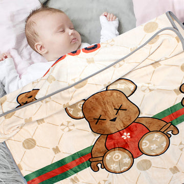 MOM CARE Fleece Winter Blanket for Newborn Baby Soft Warm Fluffy Cozy Single Layered (Pack of 1) Multicolor