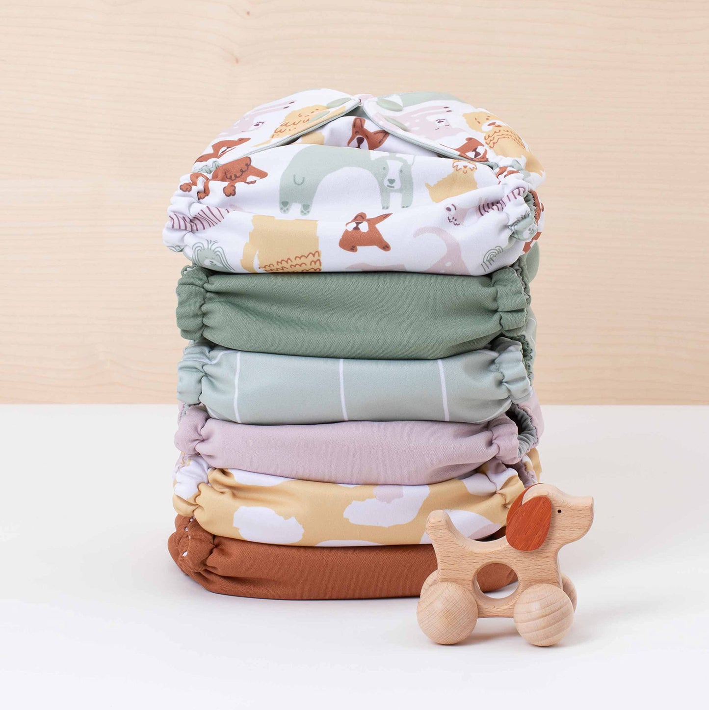 Esembly Cloth Diaper Outer, Swim Diaper, Waterproof Cloth Diaper Cover, Leak-Proof and Breathable Layer Over Prefolds, Flats or
