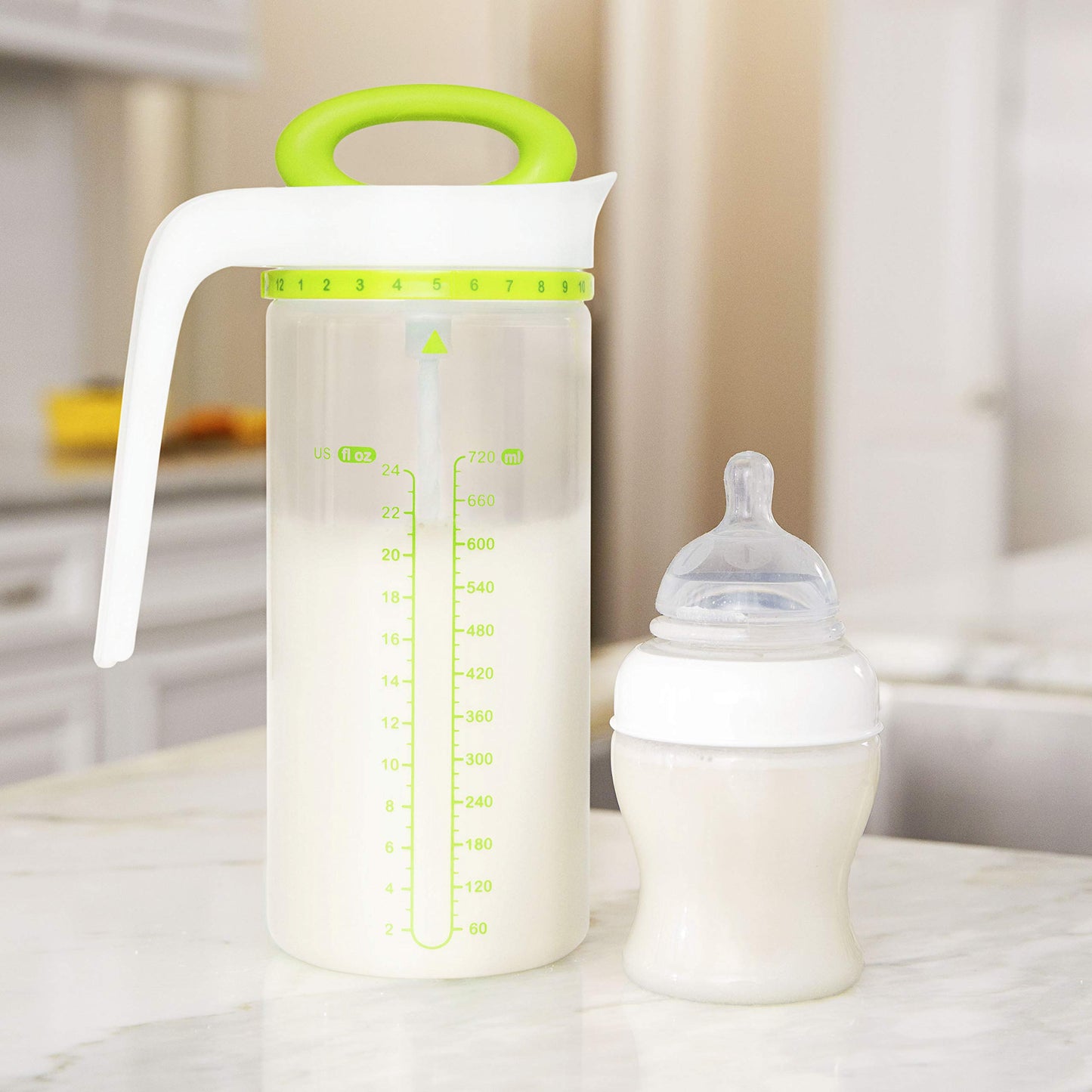 Munchkin Smart Blend Formula Mixing Pitcher, Green