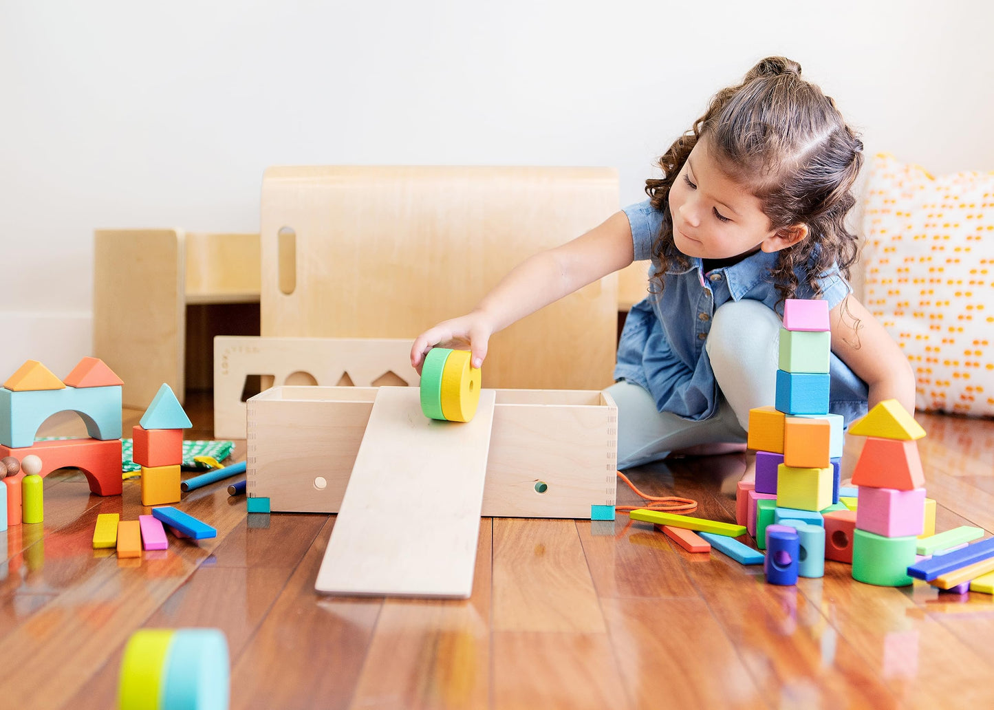 LOVEVERY | The Block Set | Solid Wood Building Blocks and Shapes + Wooden Storage Box, 70 Pieces, 18 Colors, 20+ Activities, Tod