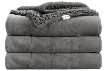 Oyo Baby Sherpa Blanket Double Bed (220X228 Cm) | Thick Heavy Winter Blanket | Reversible Flannel & Sherpa | Warm Cozy Quilt For