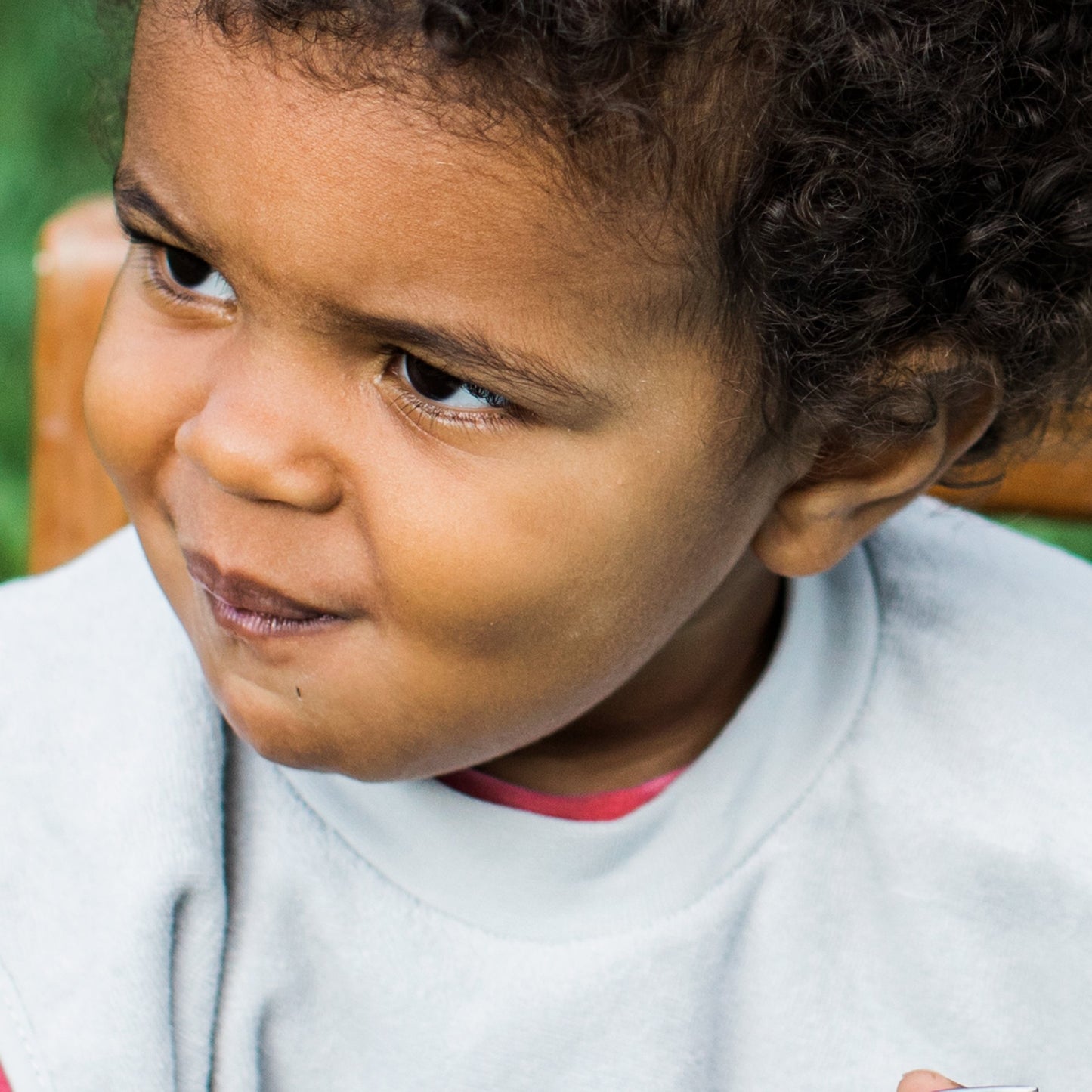 Green Sprouts Stay-Dry Toddler Bib (3Pk) | Convenient Stay-Put Protection | Wide Coverage & Waterproof, Pull-Over Design, Bibs,