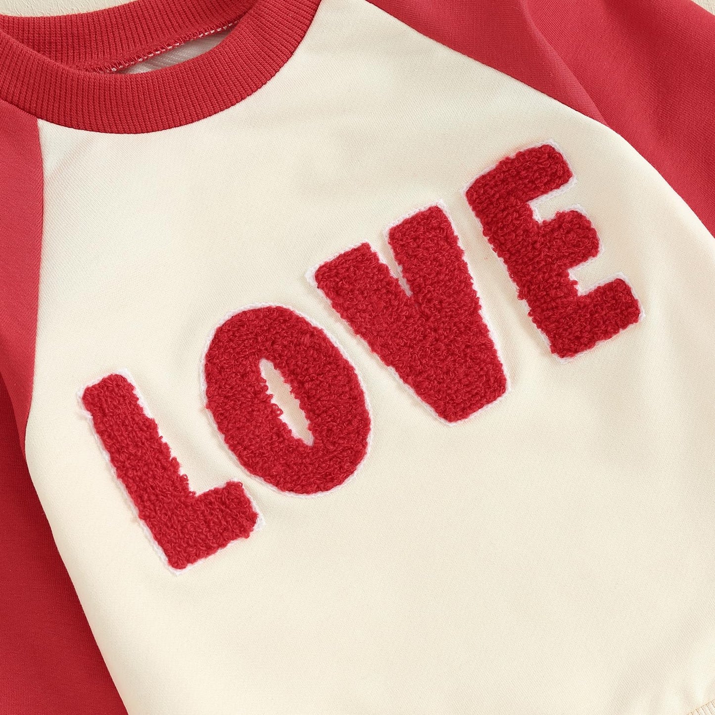 Beqeuewll Baby Boy Valentines Day Outfit Long Sleeve Love Sweatshirt Jogger Pants Set Toddler Boys Valentines Outfits (Love-Apri