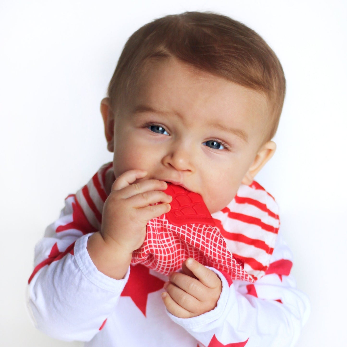 Nuby Reversible 100% Natural Cotton Muslin 3 Piece Teething Bib, Grey/Red/Blue, Arrows/Red Stripes/Elephants