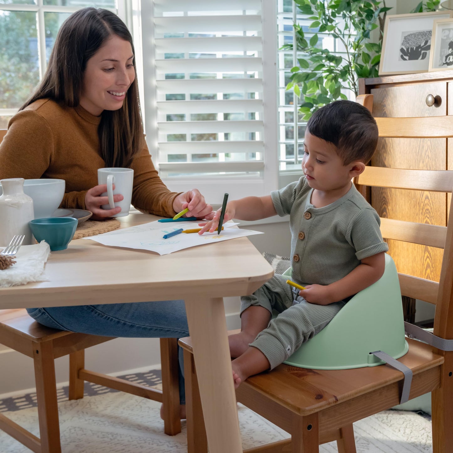 Ingenuity: Ity By Ingenuity My Spot Easy-Clean Baby Booster Feeding Chair, 3-Point Harness, Washable Removable Straps - Green