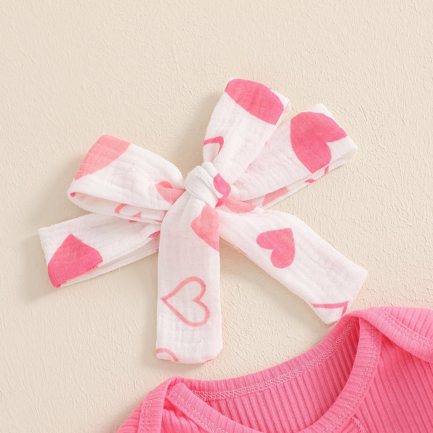 Rtnnsbbfcm Newborn Baby Girl Valentine'S Day Outfit Long Sleeve Ribbed Romper Heart Print Pants Headband 3Pcs Set (Pink, 12-18 M