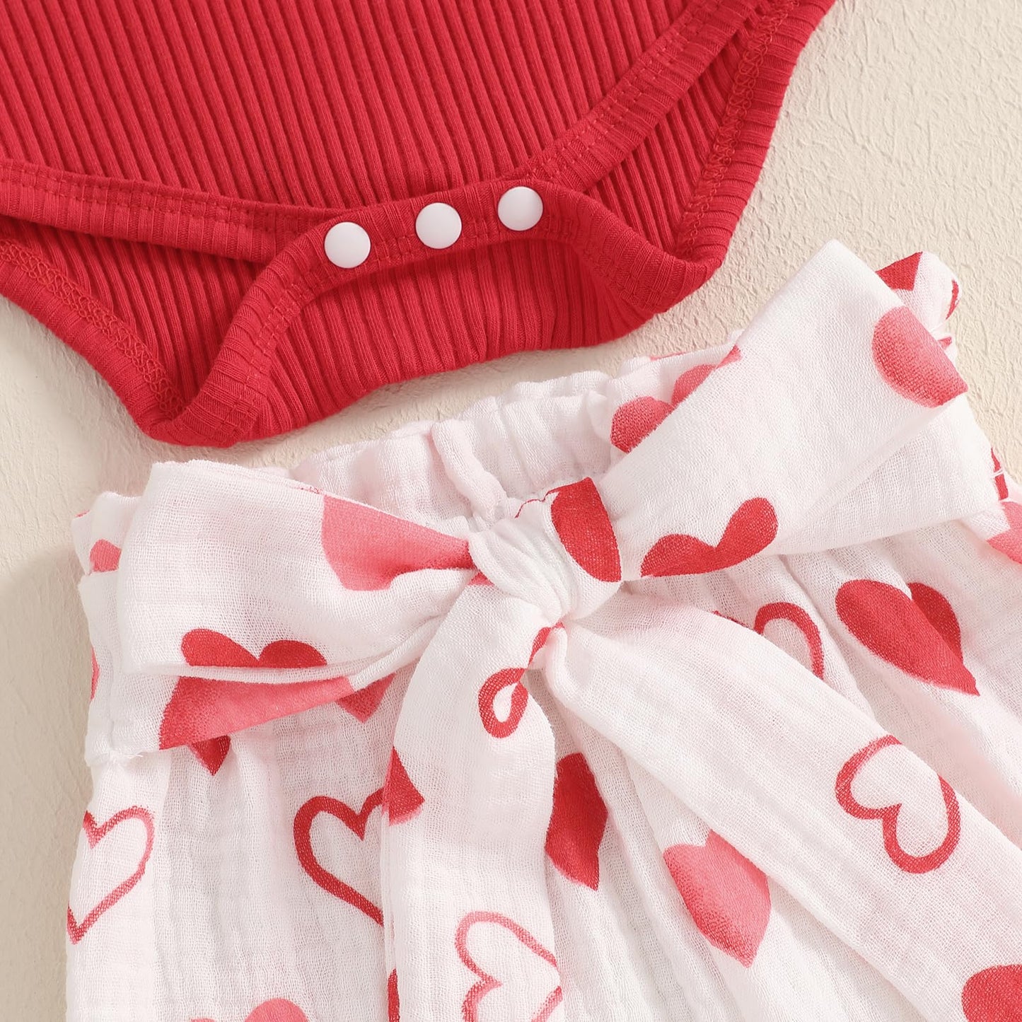 Rtnnsbbfcm Newborn Baby Girl Valentine'S Day Outfit Long Sleeve Ribbed Romper Heart Print Pants Headband 3Pcs Set (Red, 0-3 Mont