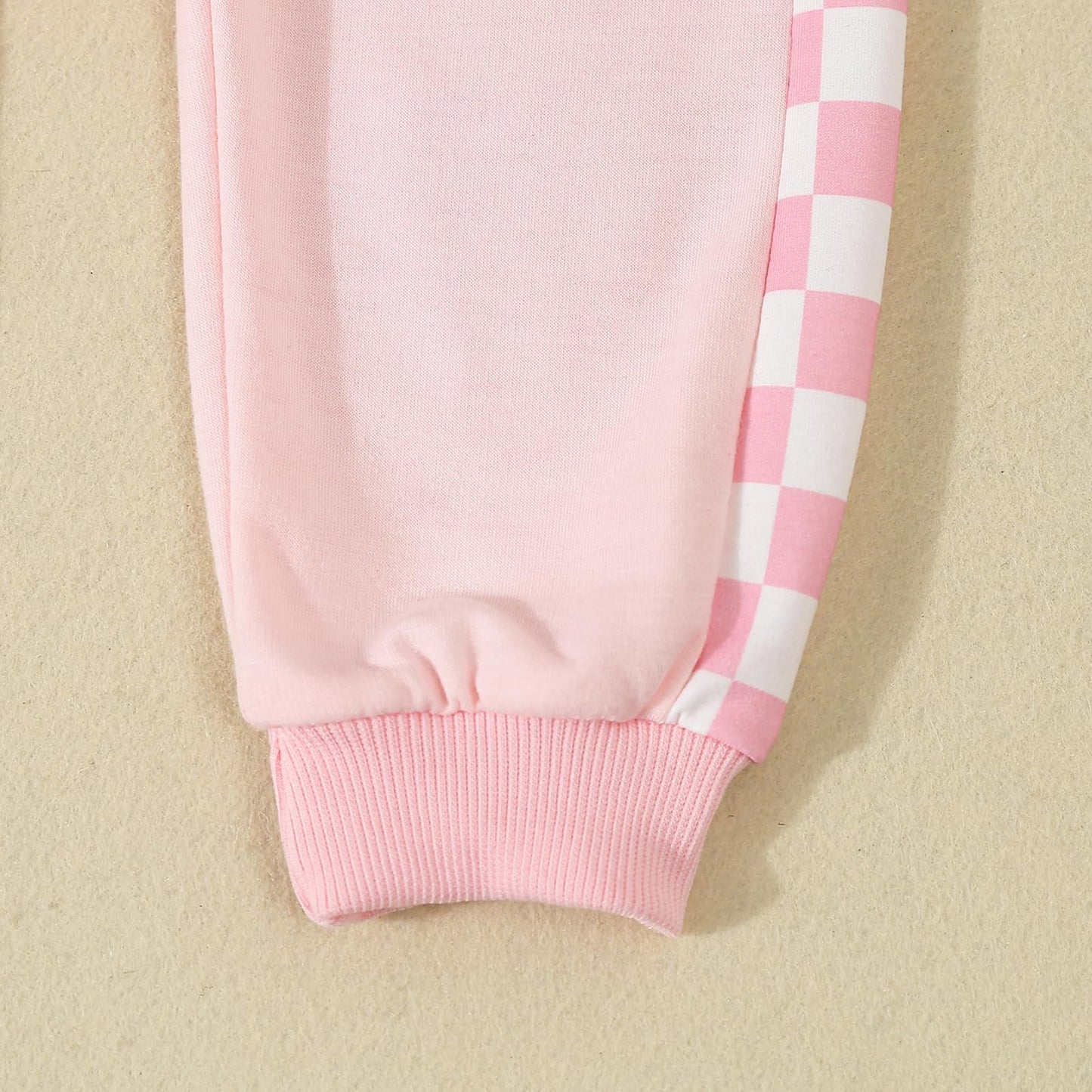 Beqeuewll Baby Girl Valentines Day Outfit Long Sleeve Heart Checkerboard Print Sweatshirt Plaid Pants 2Pcs Valentine Clothes (Mi