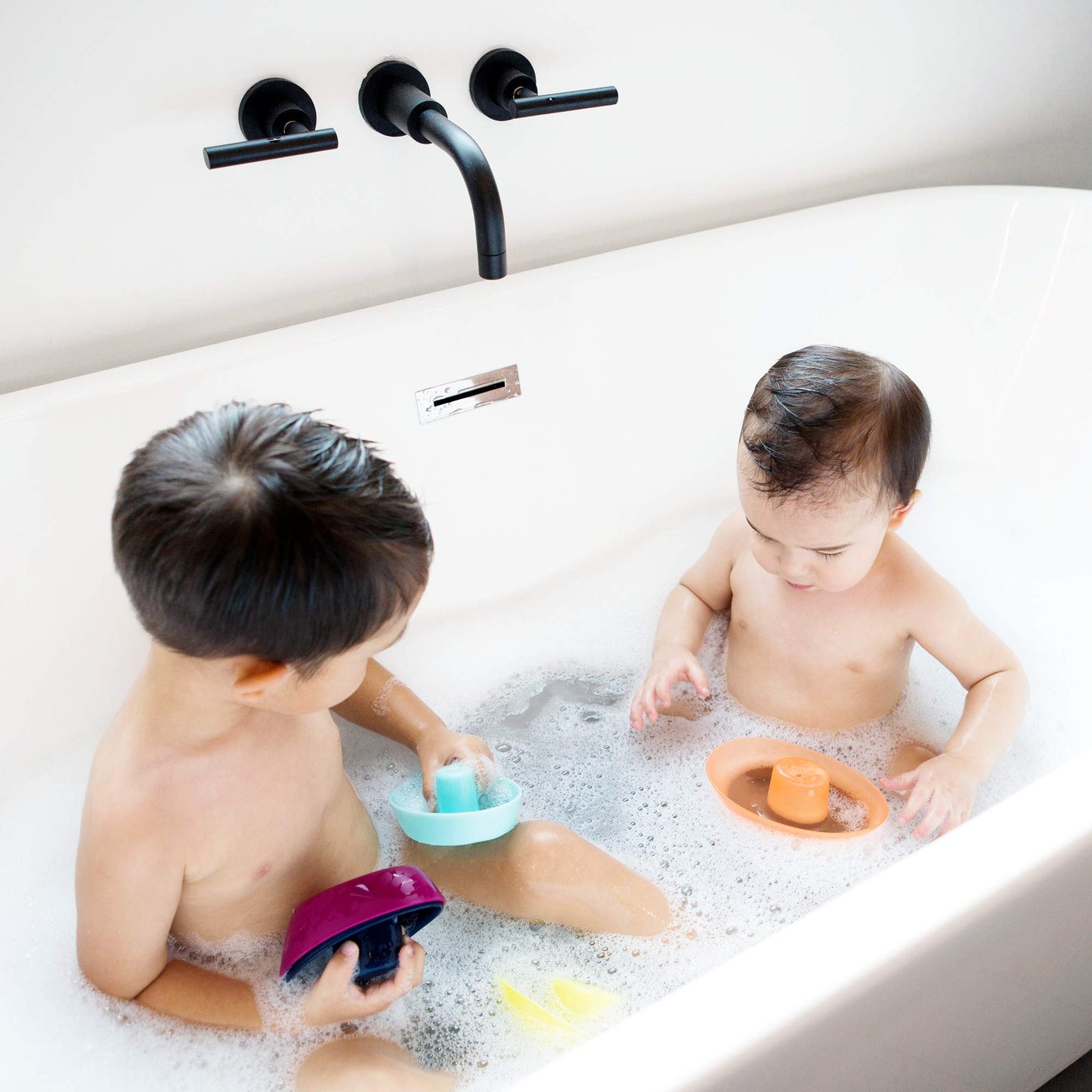 Boon Fleet Toy Boat Baby Bath Toys - Stacking Boat Toy Set for Bath Time Fun - Toddler and Baby Stacking Bathtub Toys With Drain