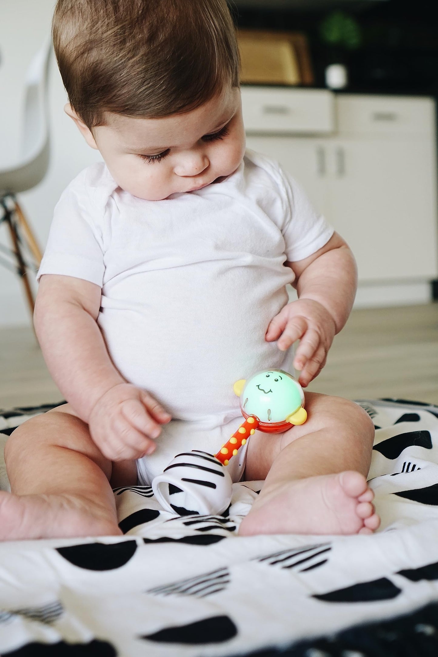 SmartNoggin NogginStik Light-up Developmental Rattle - Color Changing, Textured for Grasping, Mirror & Rattle Sound - Sensory To