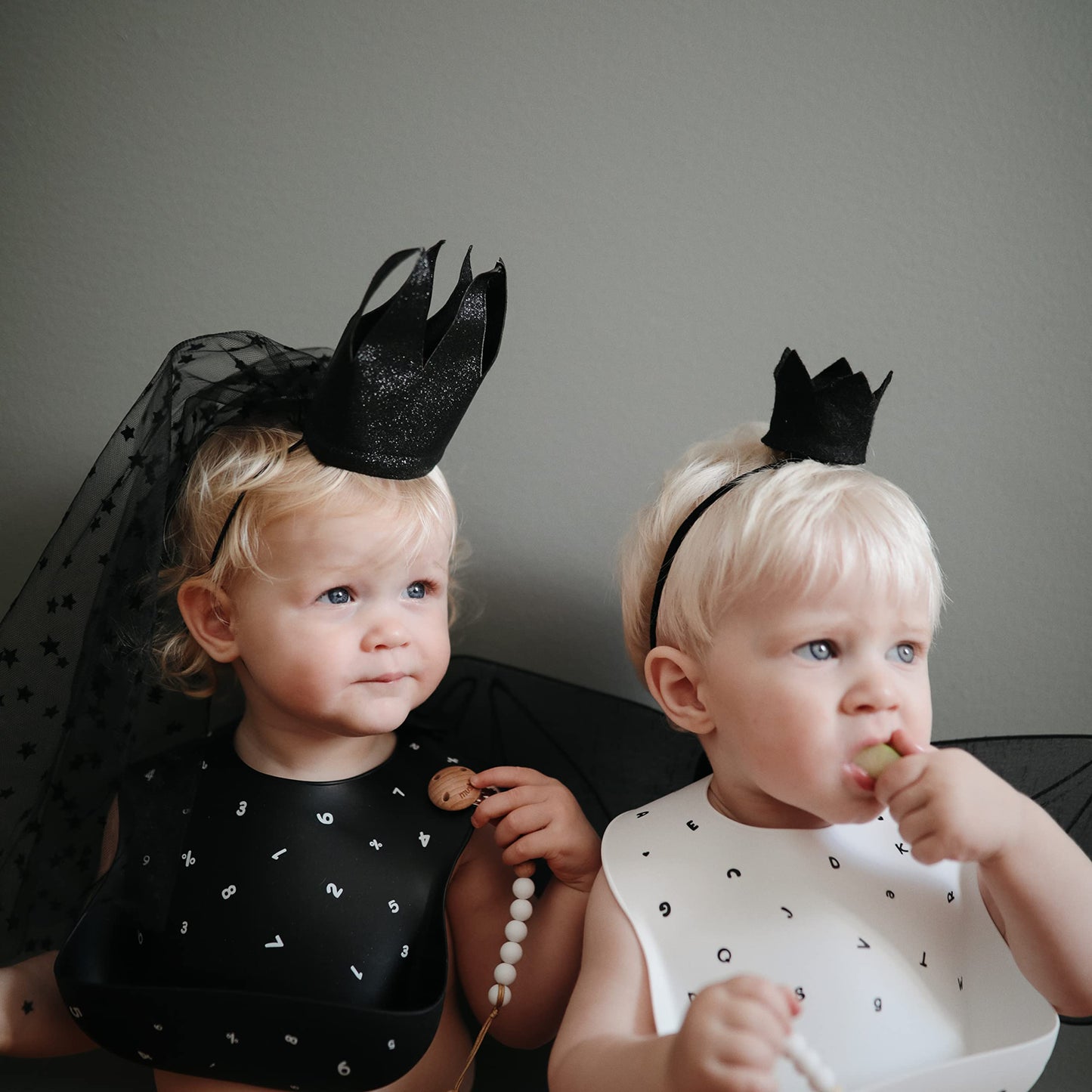 Mushie Silicone Baby Bib | Adjustable Fit Waterproof Bibs (Numbers Black)