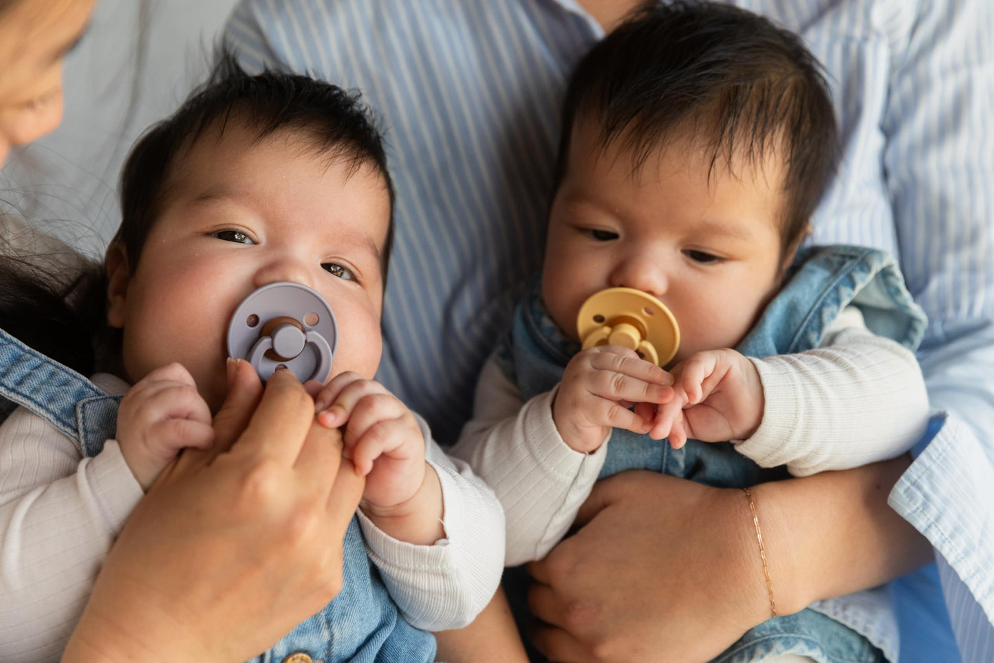 Bibs Colour Pacifier 2-Pack, Bpa Free Dummy Binky, Round Nipple. Natural Rubber Latex, Made In Denmark, Size 1 (0-6 Months), Van