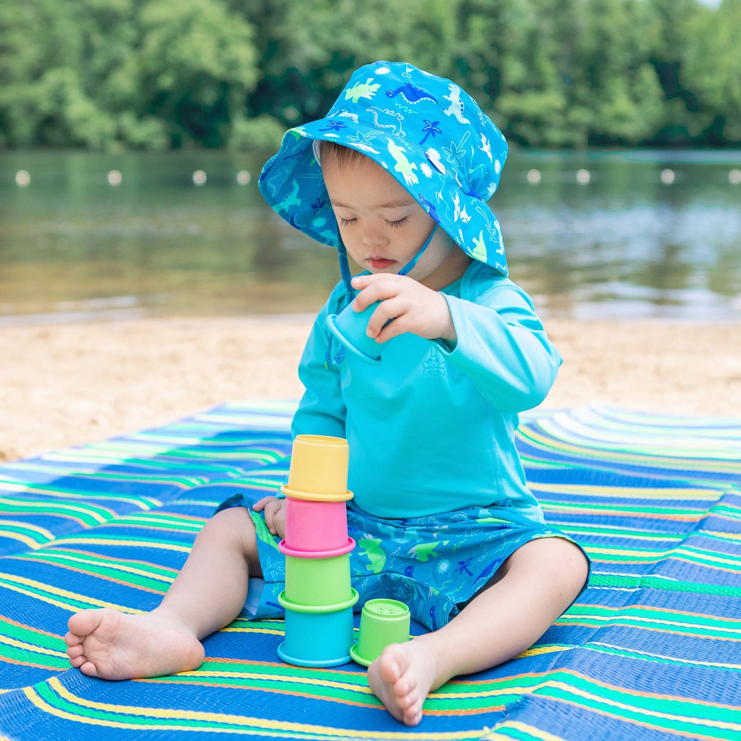 I Play. Baby Girls Sun Protection Bucket Hat, Aqua Dinosaurs, 0-6 Months Us