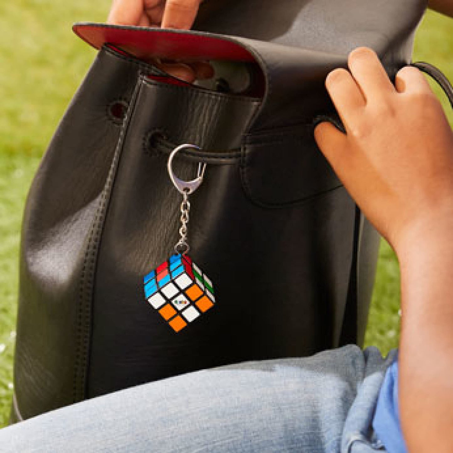 RUBIKS Cube 3 x 3 Key Ring - Colourful Puzzle Game Rubiks - Mini Puzzle 3x3 Orginial Colour Matching - Classic Cube Problem So