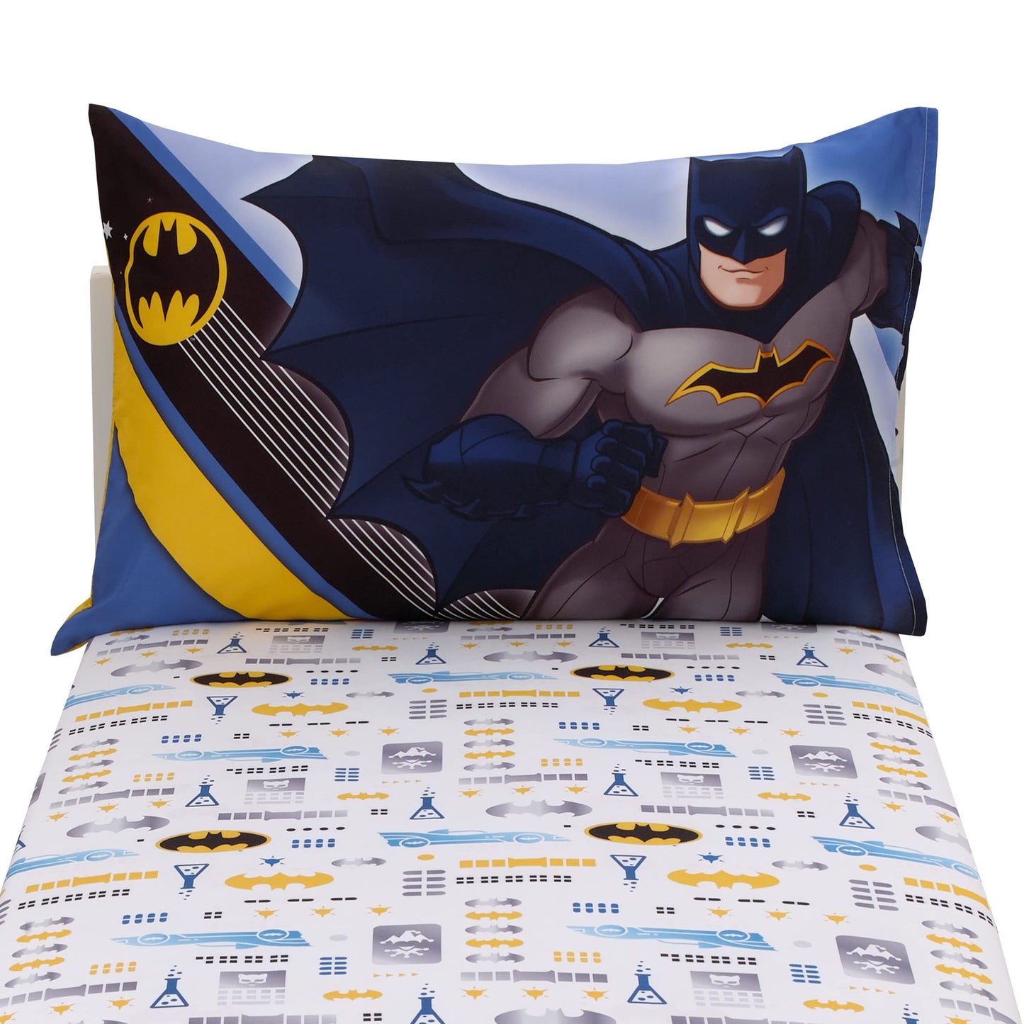Marvel The Avengers I Am A Hero Blue, Green, Red, And Yellow 2 Piece Toddler Sheet Set - Fitted Bottom Sheet, And Pillowcase