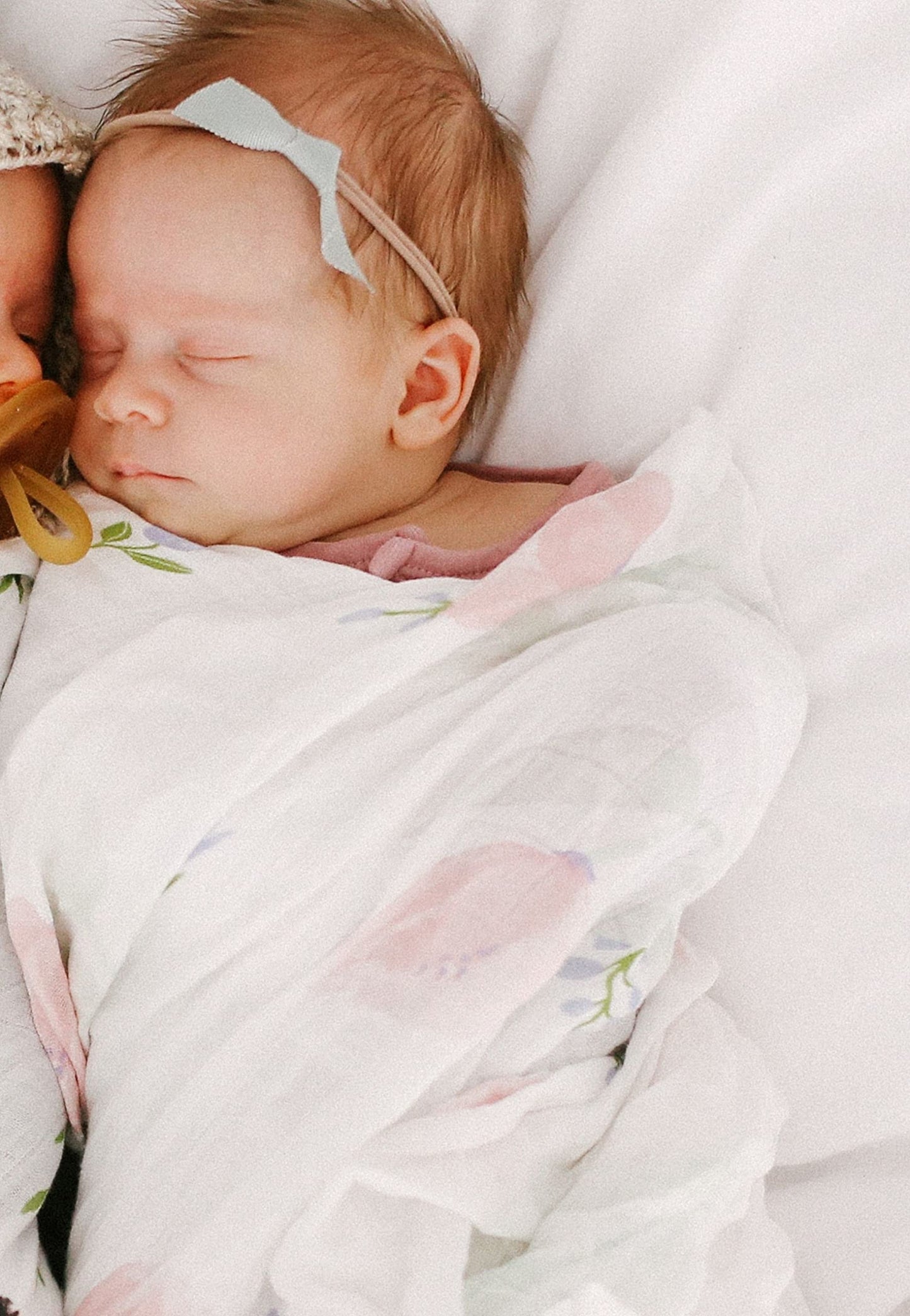 Little Unicorn Deluxe Swaddle | Single | 100% Rayon Muslin from Bamboo | Super Soft | Newborns and Infants | Large 47    x 47