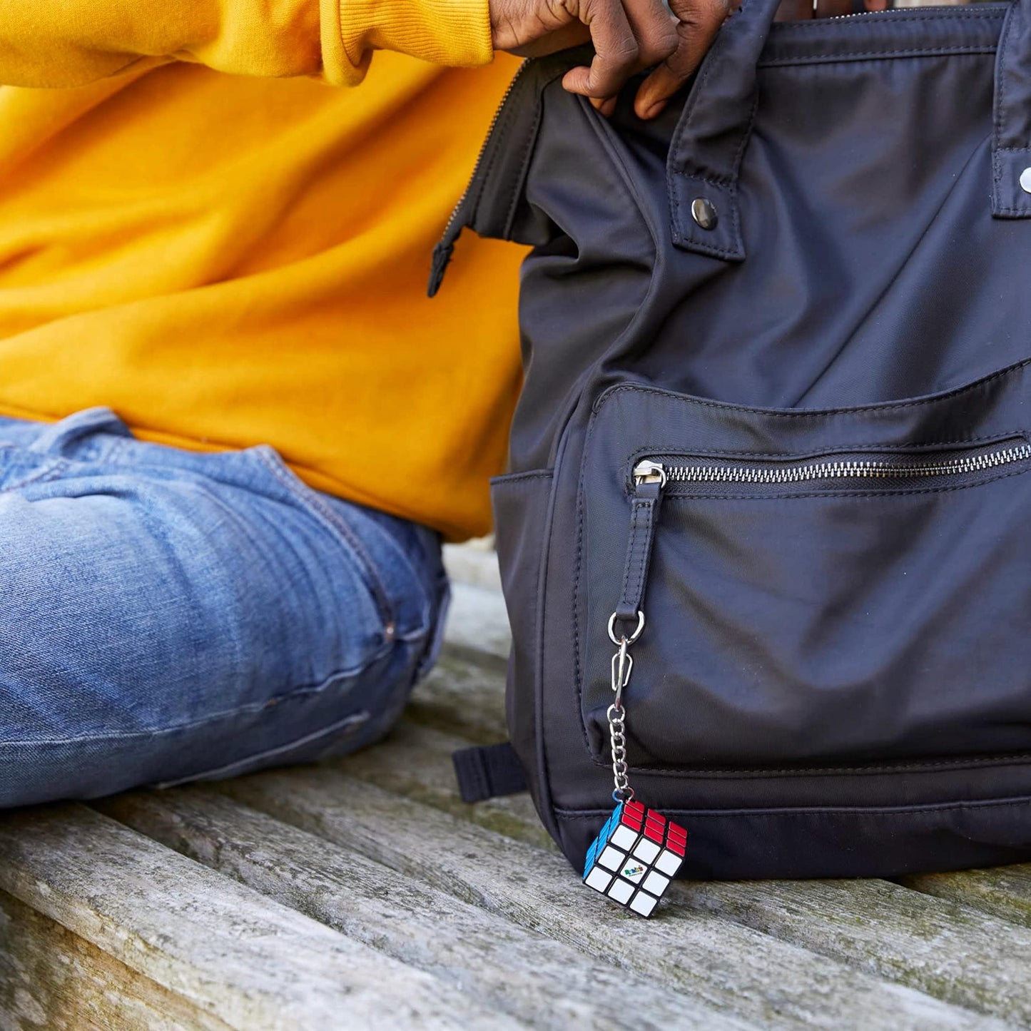RUBIKS Cube 3 x 3 Key Ring - Colourful Puzzle Game Rubiks - Mini Puzzle 3x3 Orginial Colour Matching - Classic Cube Problem So
