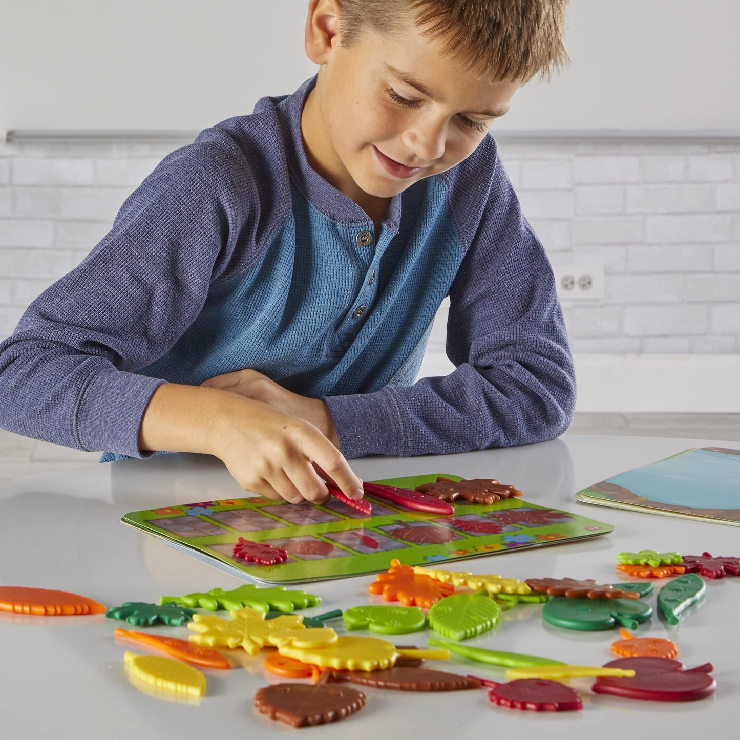 hand2mind Sensory Leaves Math Activity Set, Pattern Play, Shape Puzzle, Pattern Blocks Cards, Math Counters, Sorting Toy, Shapes