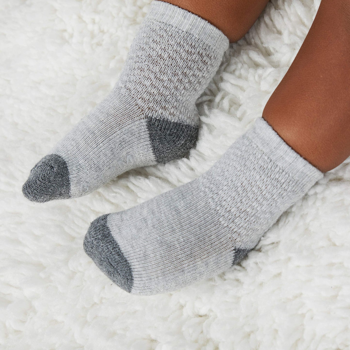 Fruit Of The Loom Baby 6-Pack All Weather Crew-Length Socks, Mesh & Thermal Stretch - Unisex, Girls, Boys (6-12 Months, Grey)