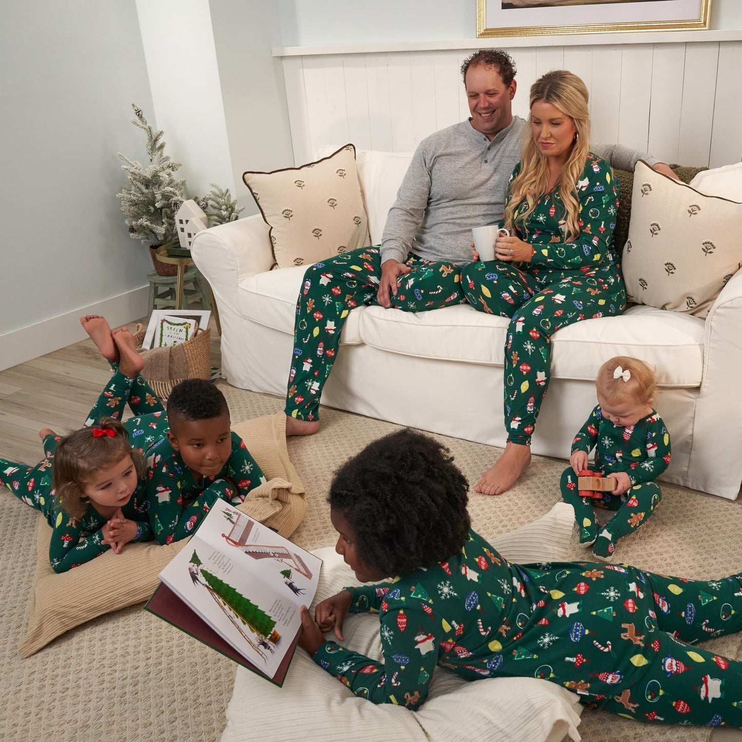 Gerber Unisex Baby Toddler 1-Piece Holiday Family Matching Pajamas, Ornaments