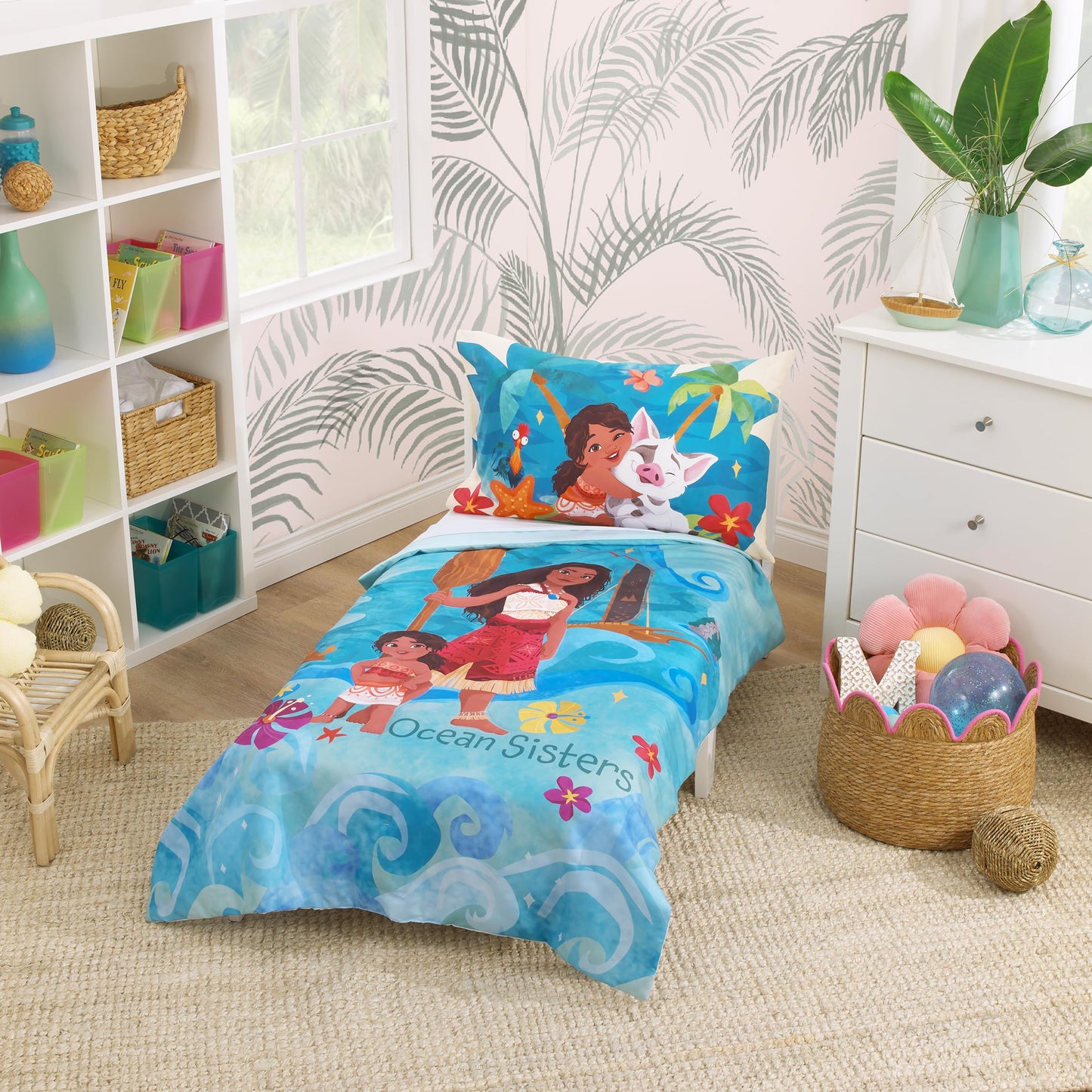Nojo Disney Moana 2 Ocean Sisters 4 Piece Toddler Bed Set - Comforter, Fitted Bottom Sheet, Flat Top Sheet, Reversible Pillowcas