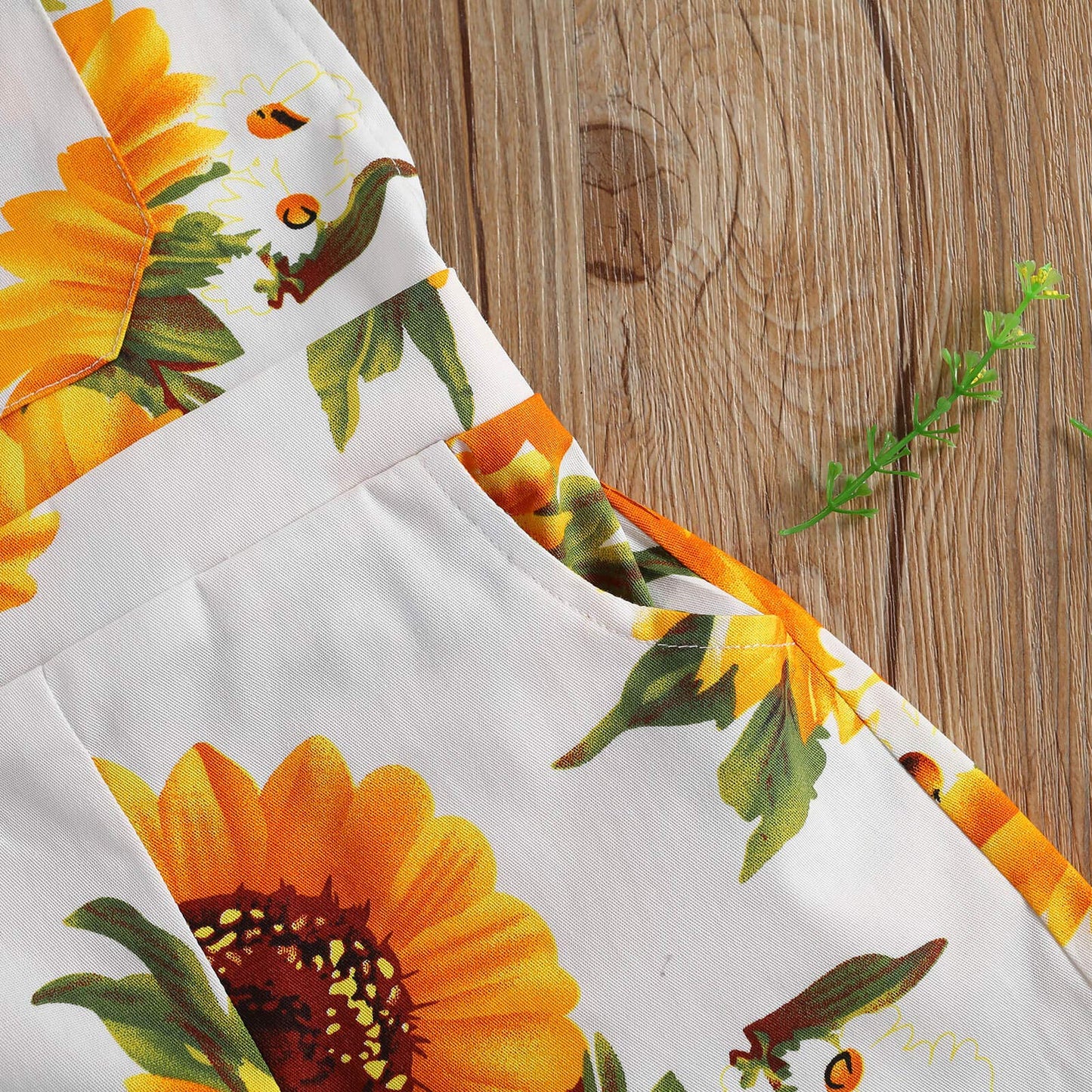Ayalinggo Toddler Baby Girl Sunflower Print Overalls Shorts With Pocket Suspender Trousers Cute Summer Clothing Outfit (Sunflowe