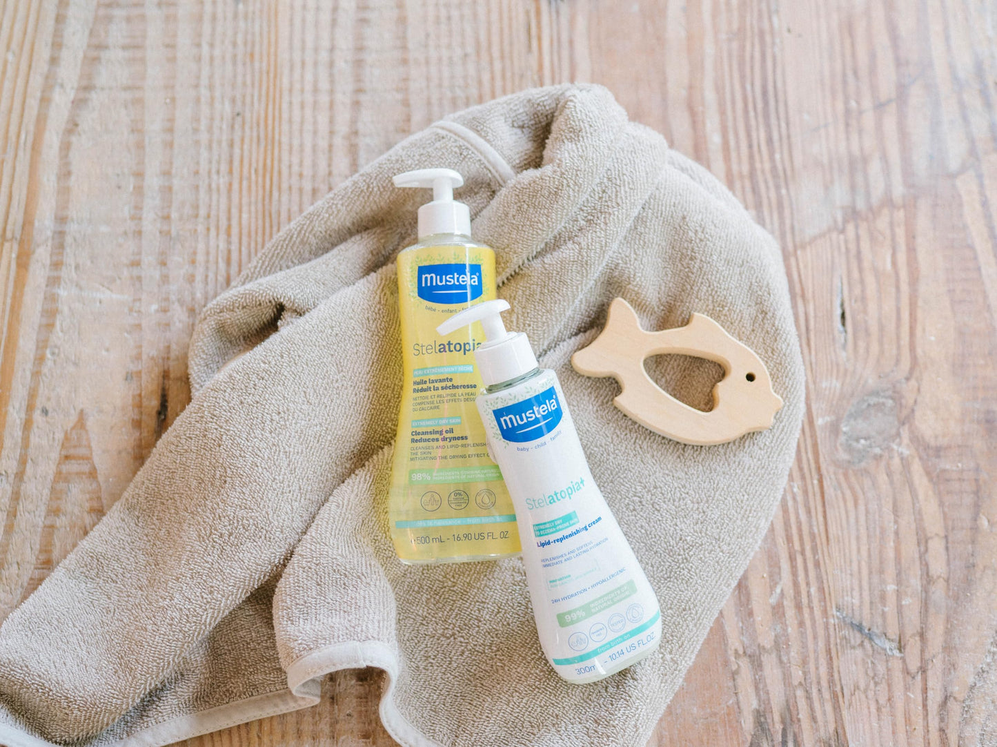 Mustela Stelatopia Eczema-Prone Skin Cleansing Oil - Baby Body Wash With Natural Avocado & Sunflower Oil - Family Skin Care Esse